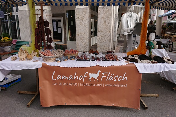 Marktstand Lamahof Fläsch